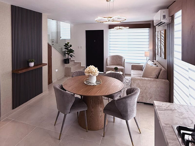 Comedor y sala del modelo Milán en el fraccionamiento Valle Condesa Sector Irlandés de la inmobiliaria Javer