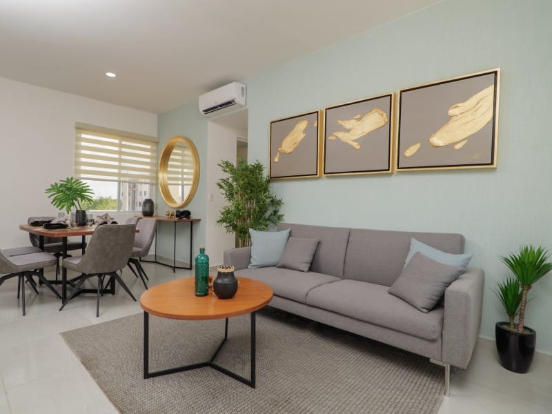 Sala con comedor del modelo cadiz en el fraccionamiento Real Valencia de inmobiliaria Javer