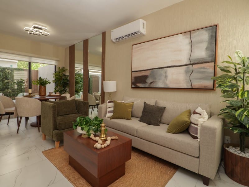 Sala con comedor del modelo valldemosa en el fraccionamiento Real Valencia en inmobiliaria Javer