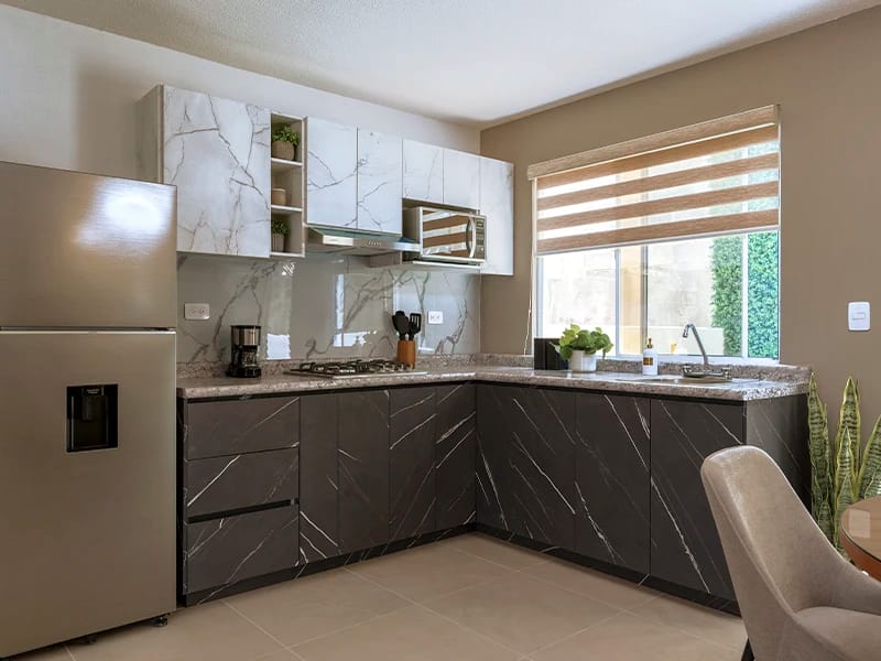 cocina del modelo aguila premier del fraccionamiento vista serena en javer