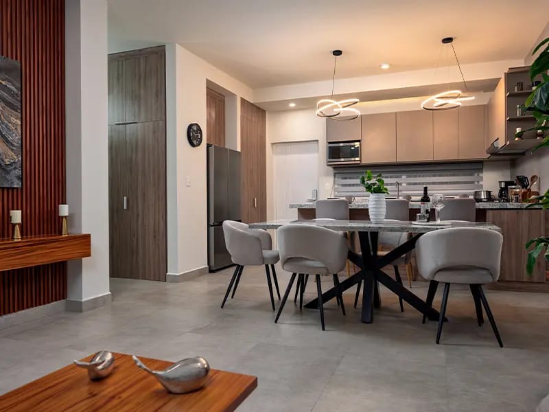 Comedor y cocina del departamento modelo C en el fraccionamiento Amaire de la inmobiliaria Javer