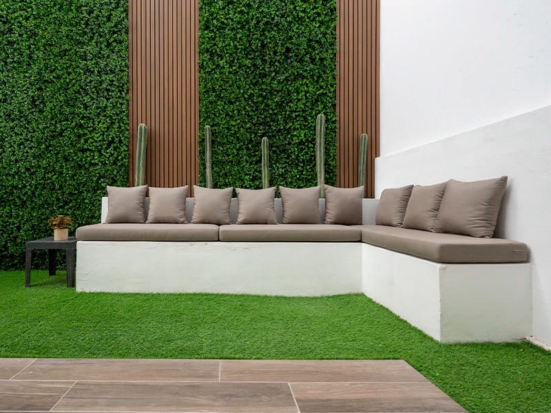 Patio jardín del modelo Águila real en fraccionamiento Vista Serena de la inmobiliaria Javer