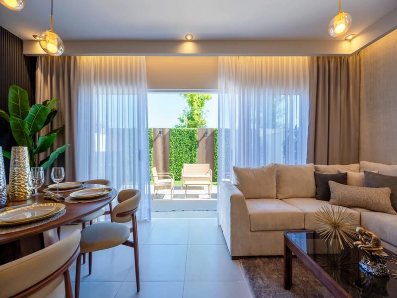 Sala con comedor del modelo Aura Elite del fraccionamiento Misión de los Ángeles en inmobiliaria Javer